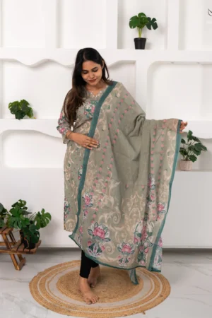 Pastel Green Feeding Top with Shawl and Nursing Access on Both Sides