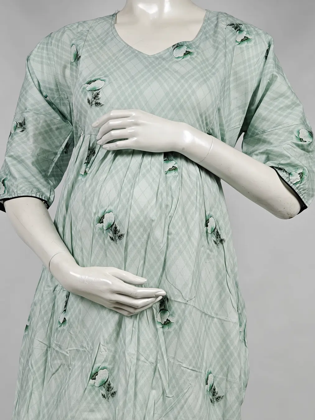 Light Green frill feeding nighty with ruffled waist and concealed nursing zips