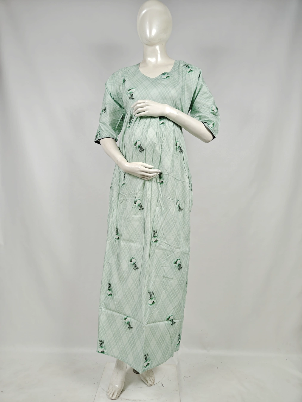 Light Green frill feeding nighty with ruffled waist and concealed nursing zips