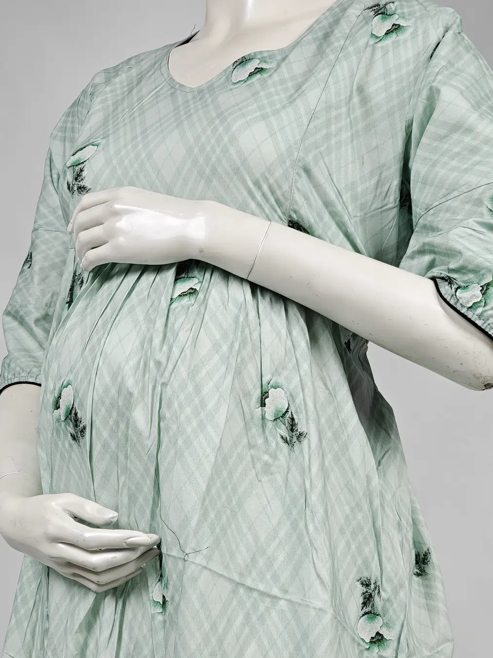 Light Green frill feeding nighty with ruffled waist and concealed nursing zips