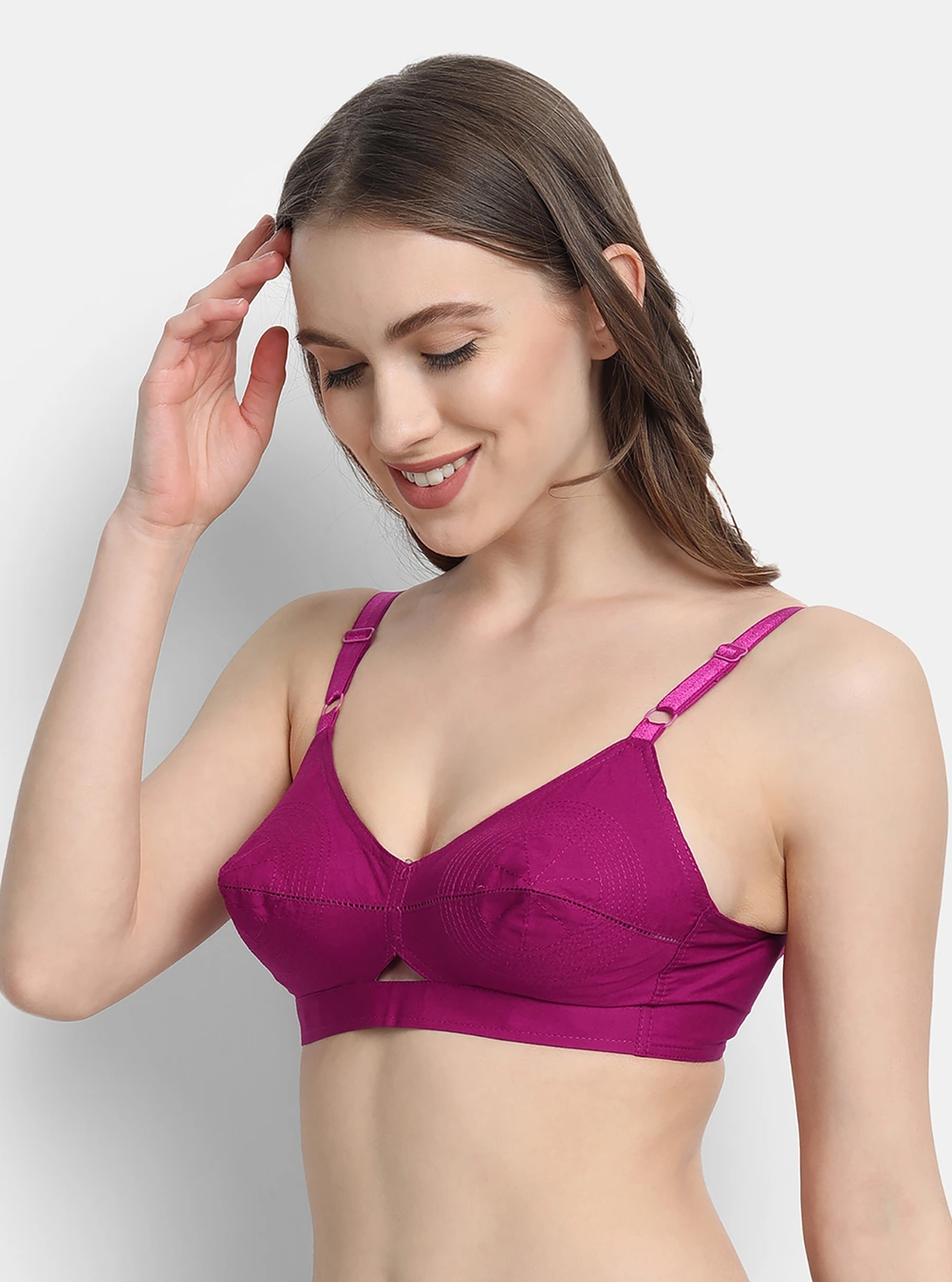 V Star Single layered seamed round stitch bra - Image 11