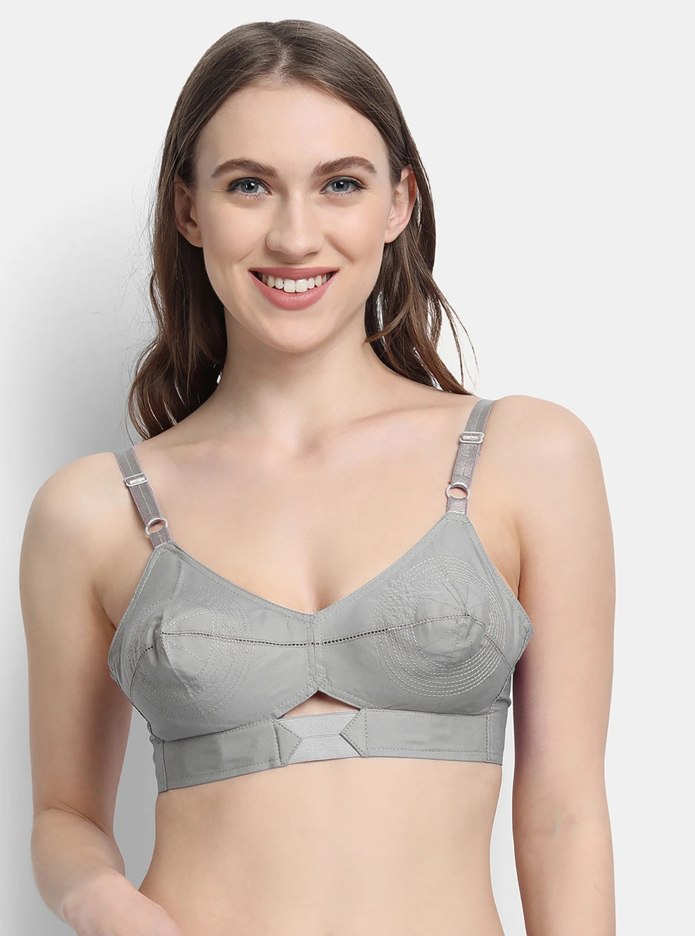 V Star Single layered seamed round stitch bra - Image 20
