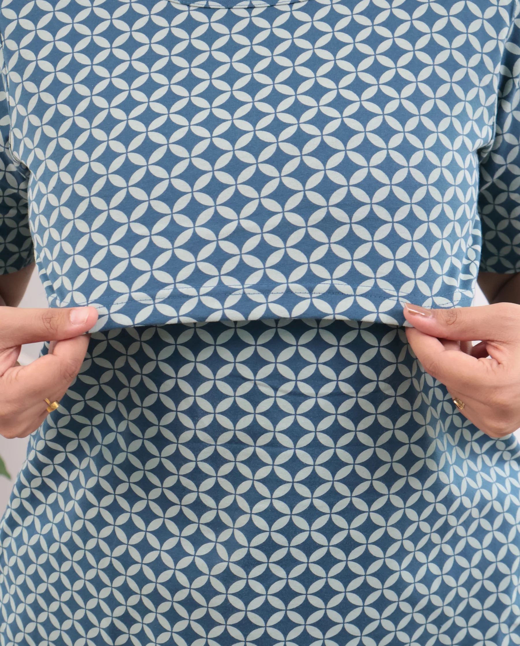 Blue Pull Up Feeding Loungewear with Baniyan material and long sleeves